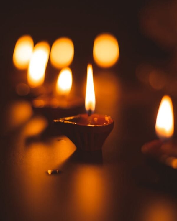 Winter Nights Frosted Glass Candle #019