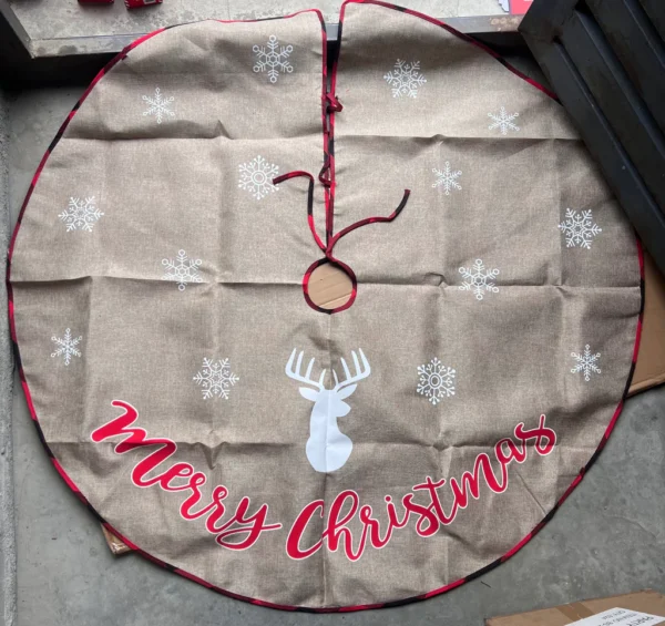 TREE SKIRT